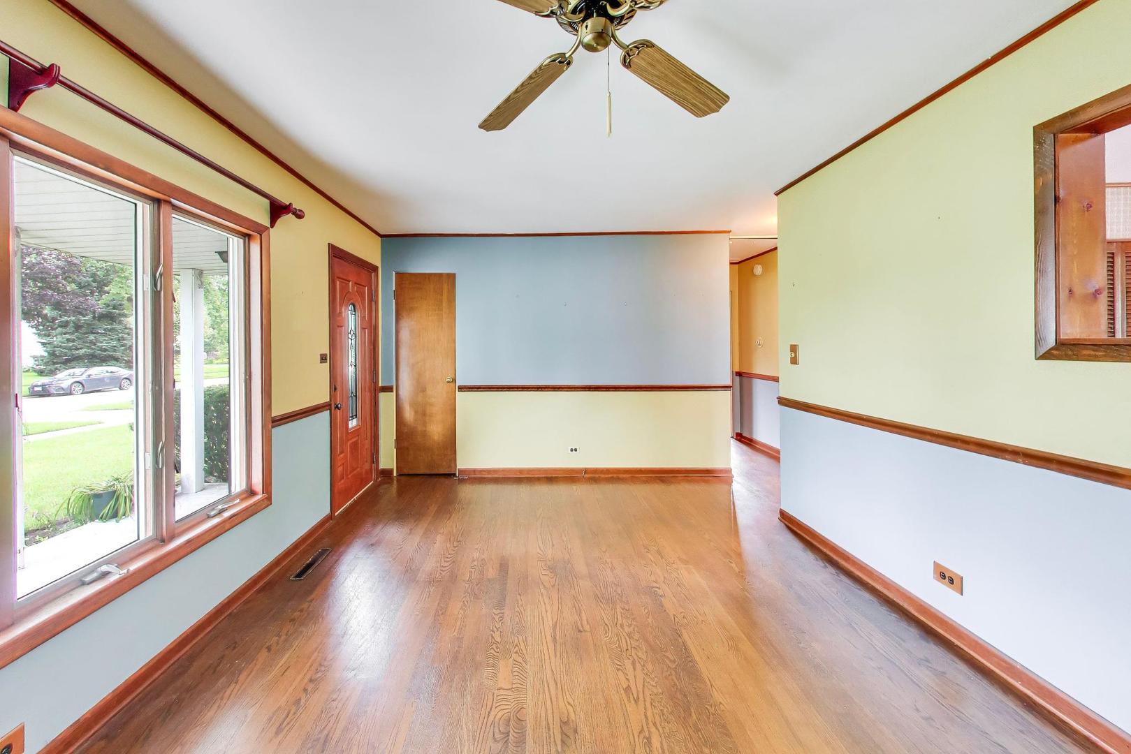219 N William Street Property Photo 8
