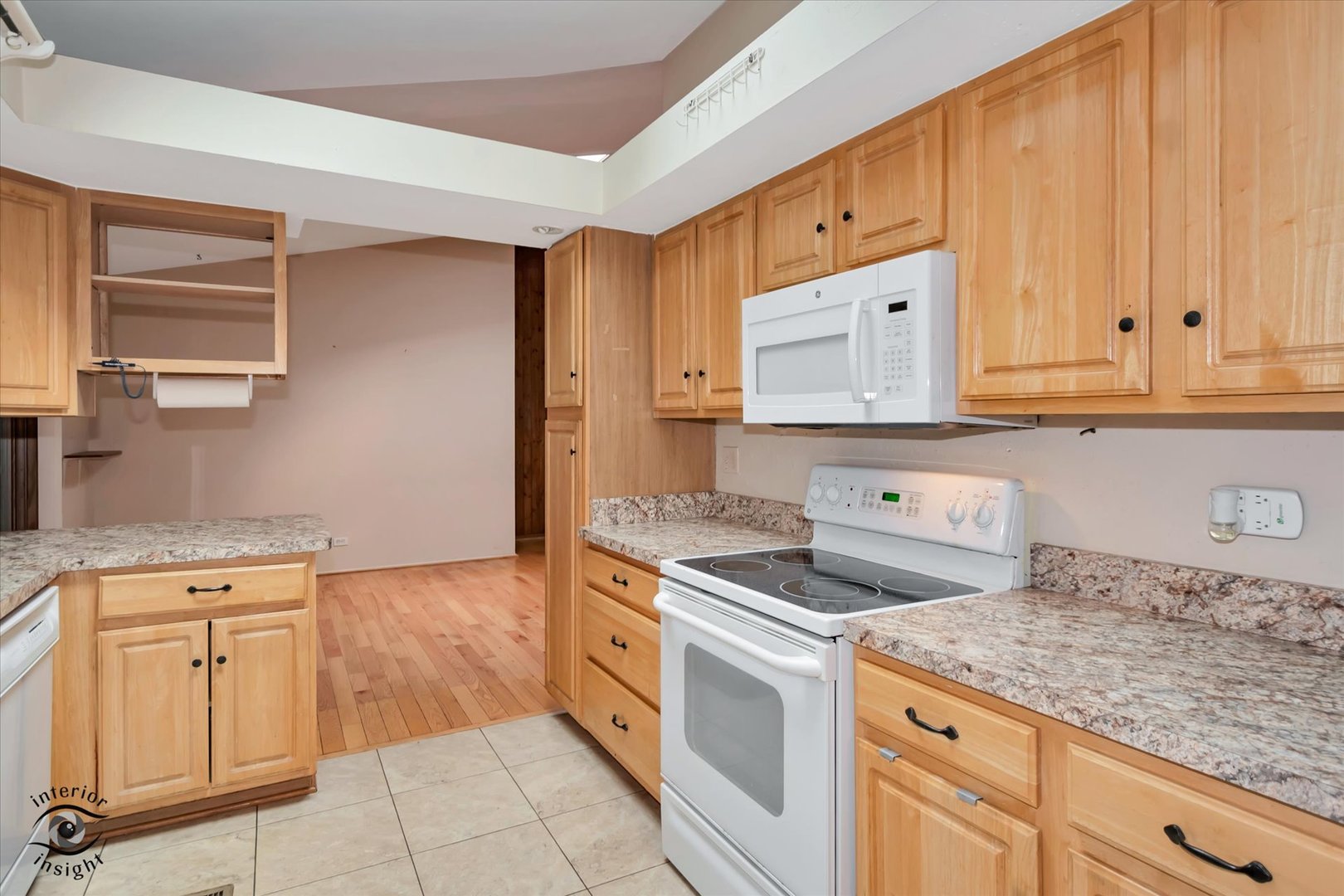 208 Shady Lane Property Photo 11