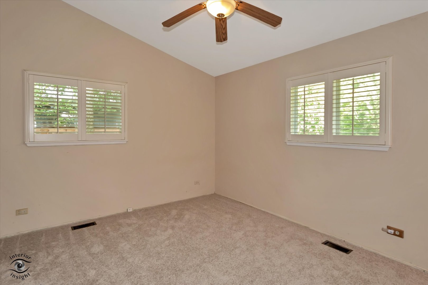 208 Shady Lane Property Photo 16