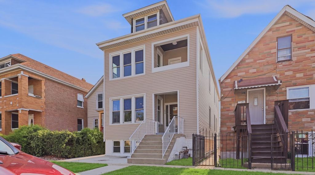 1220 S 48th Court