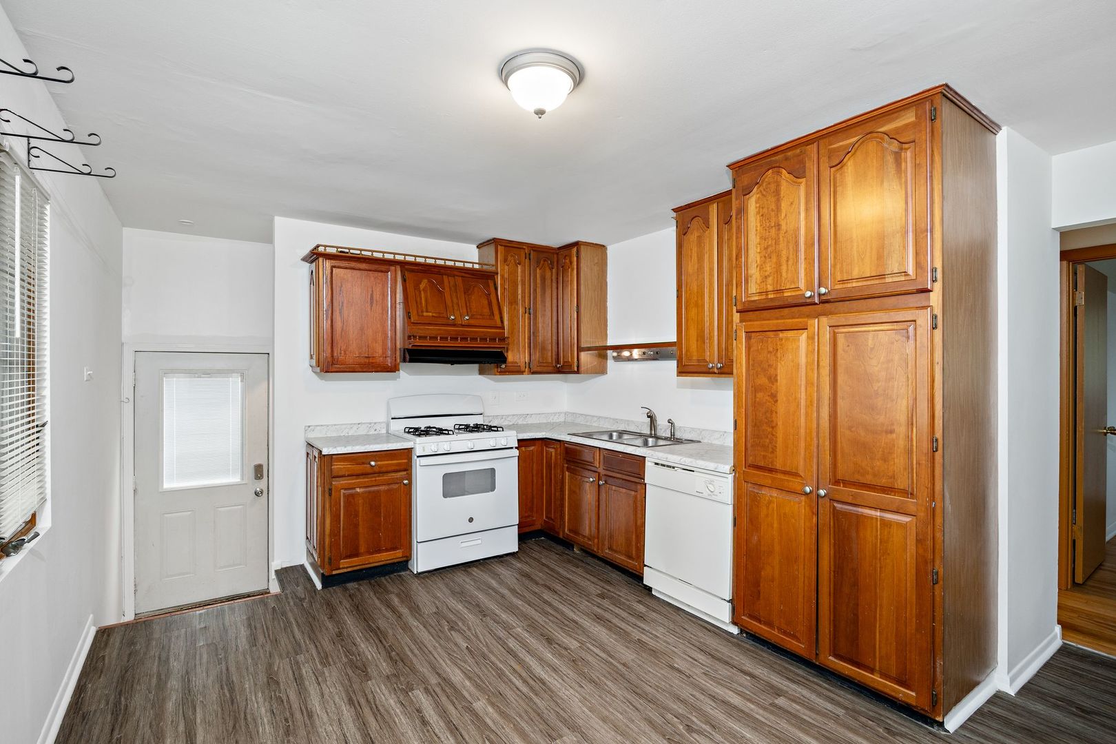 196 Craig Drive Property Photo 4