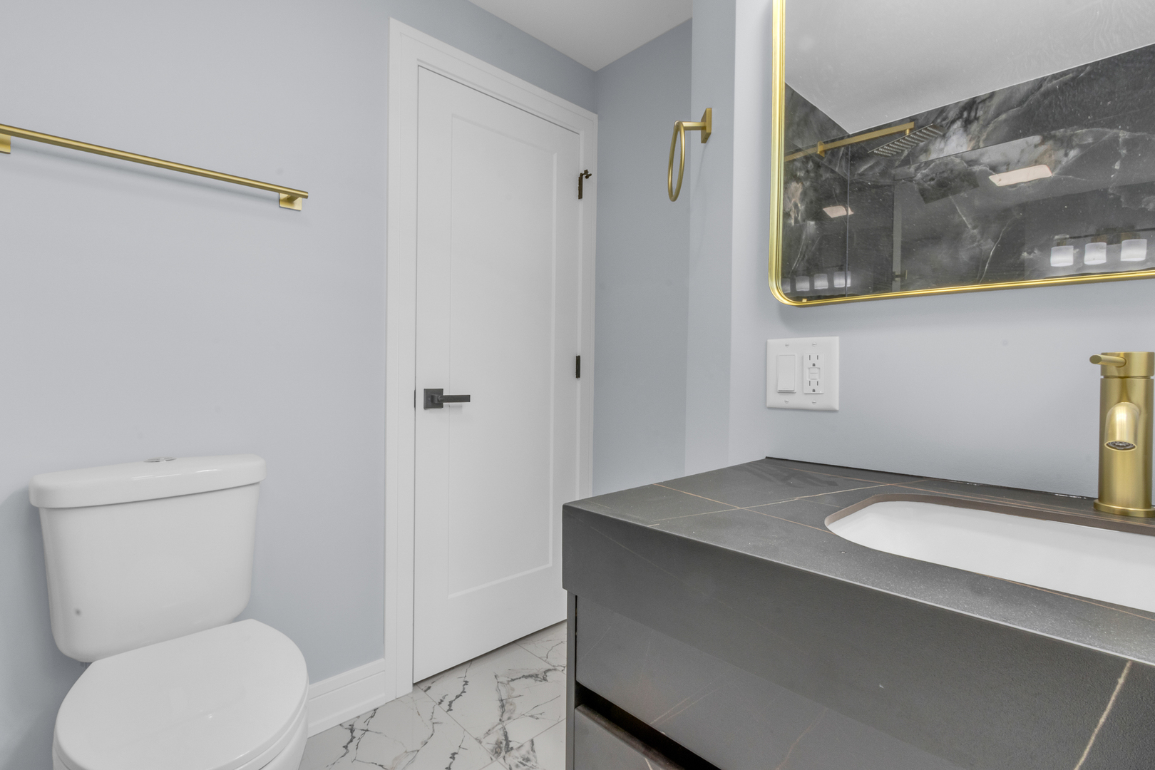 930 E 161st Place Property Photo 19