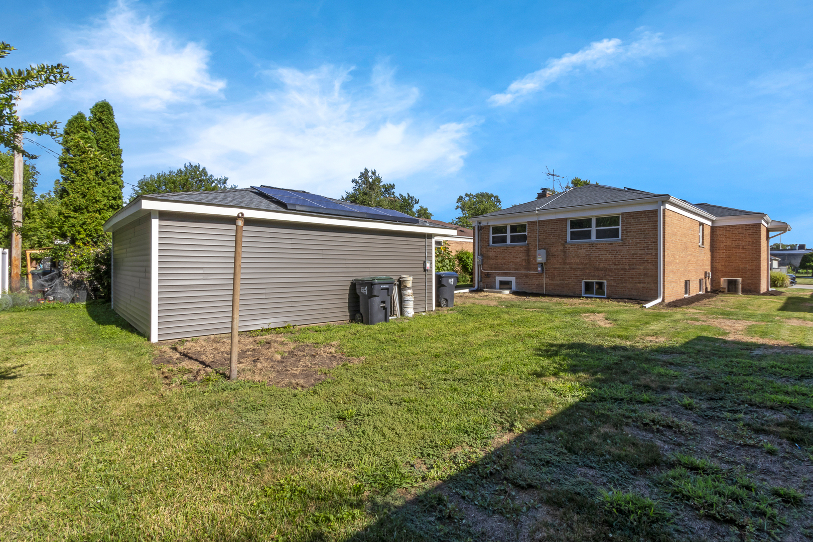 930 E 161st Place Property Photo 28