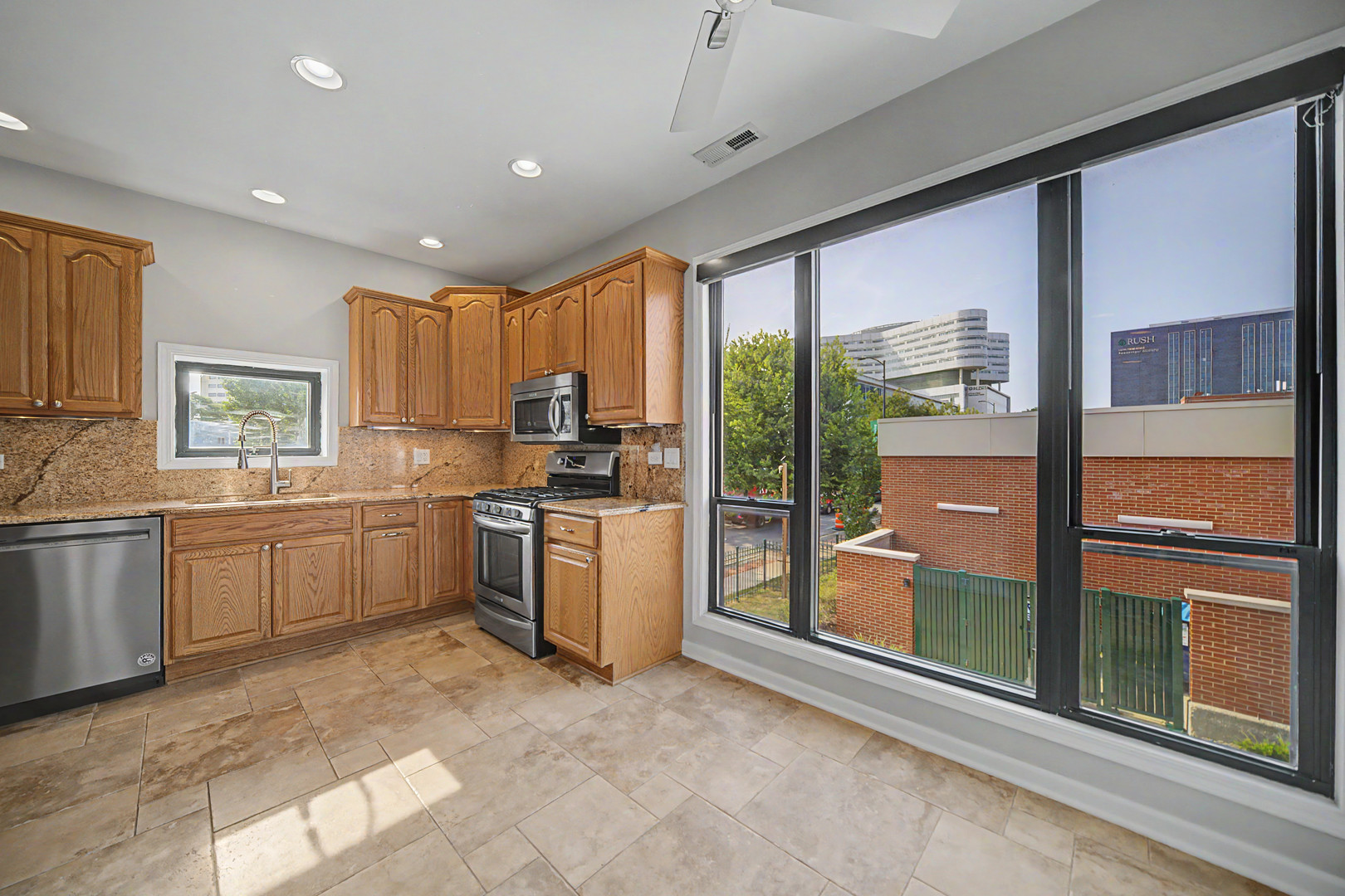 727 S Ashland Avenue B Property Photo 6