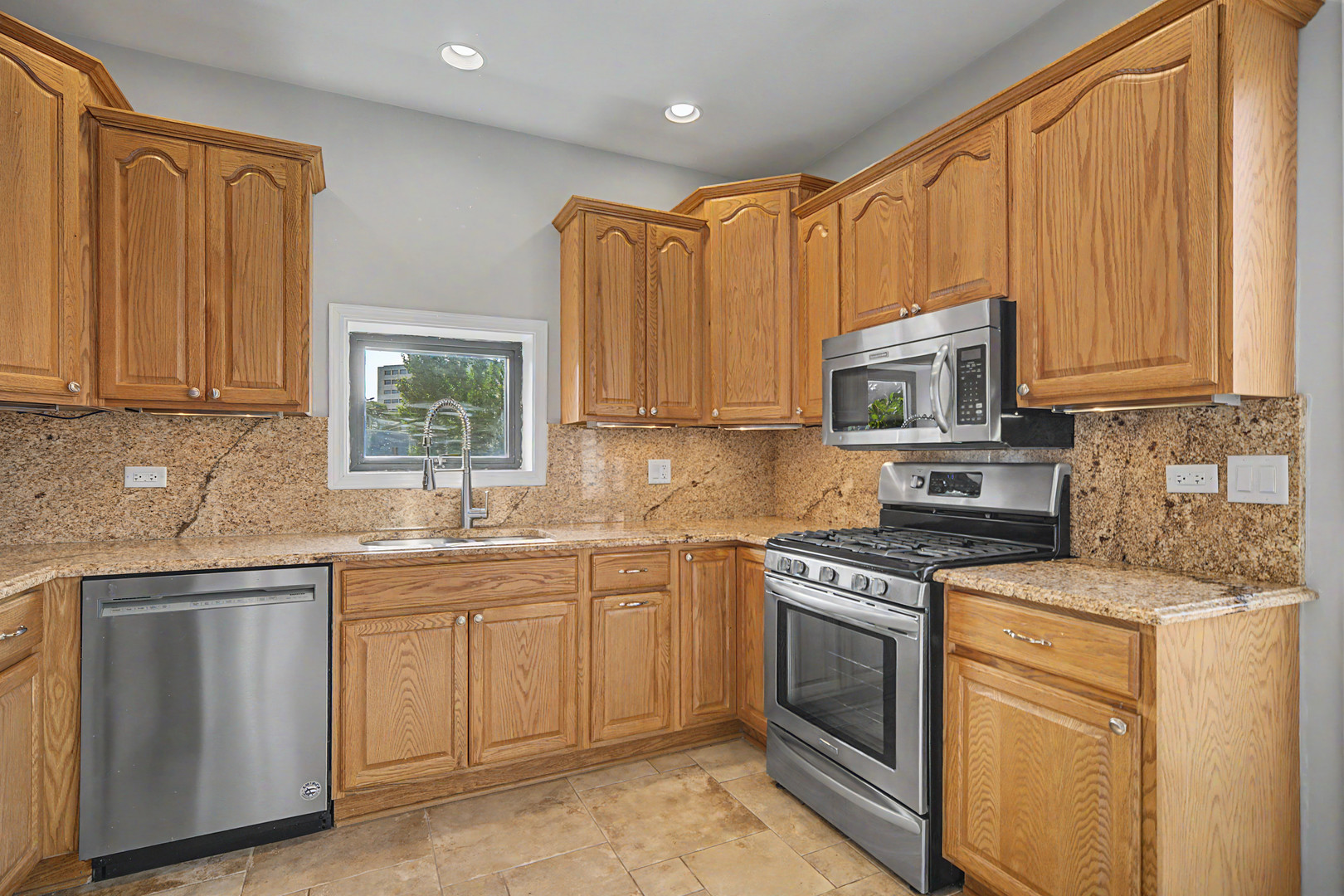 727 S Ashland Avenue B Property Photo 7