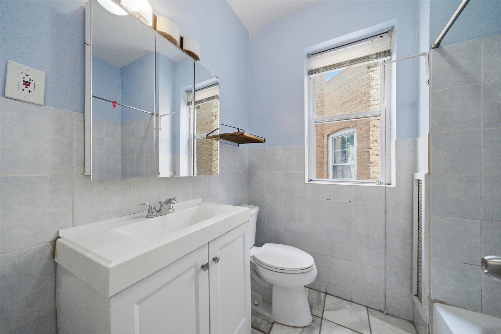 4918 N Monticello Avenue Property Photo 10