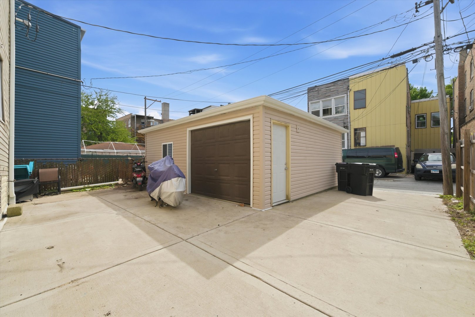 4918 N Monticello Avenue Property Photo 18