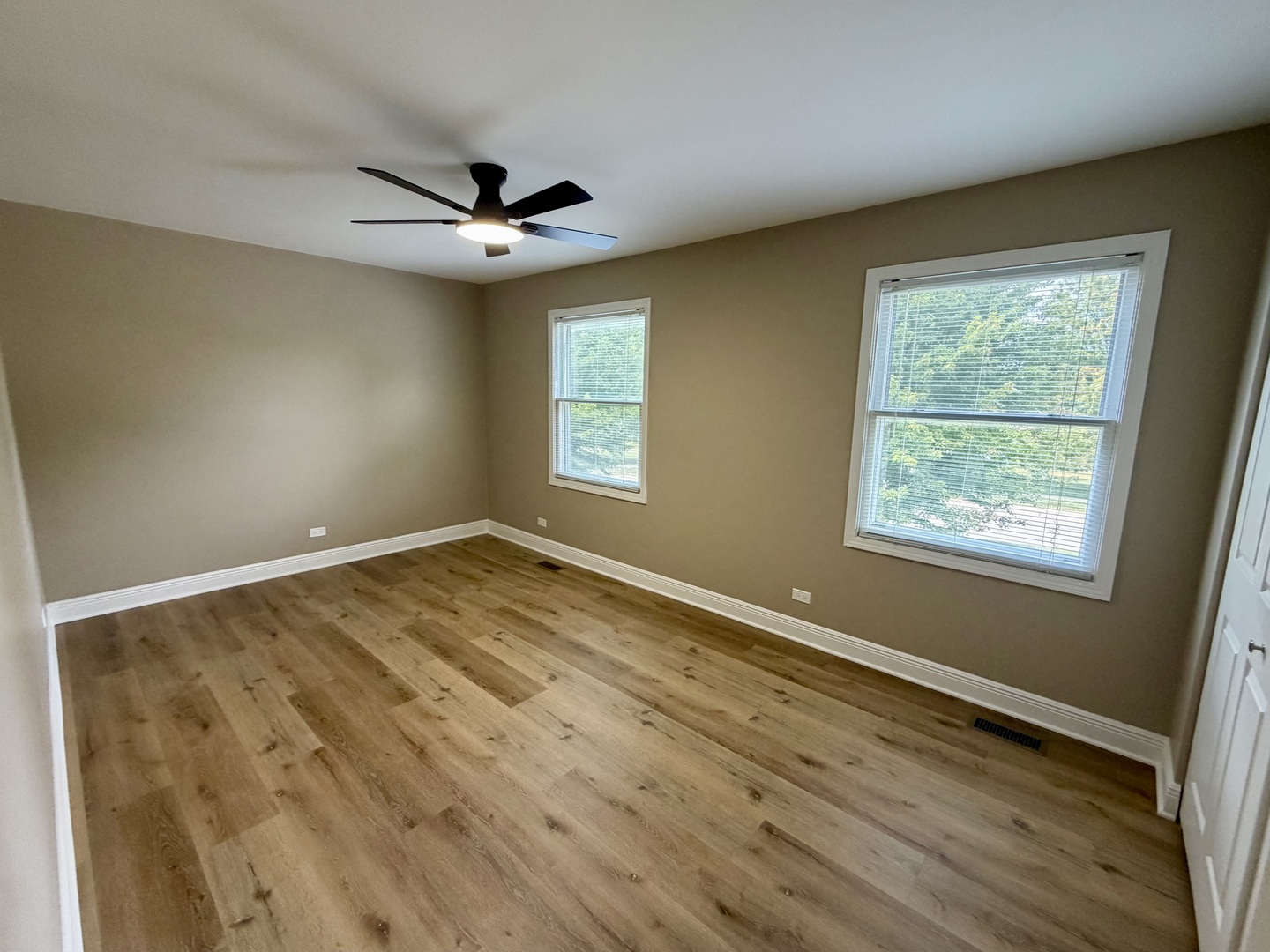 0n421 Winfield Scott Drive Property Photo 31