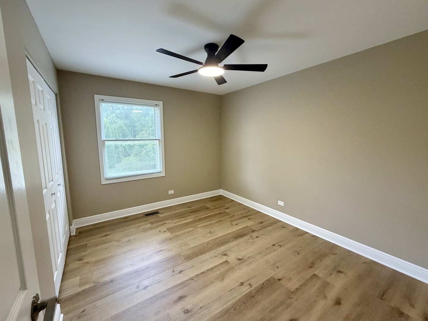 0n421 Winfield Scott Drive Property Photo 32