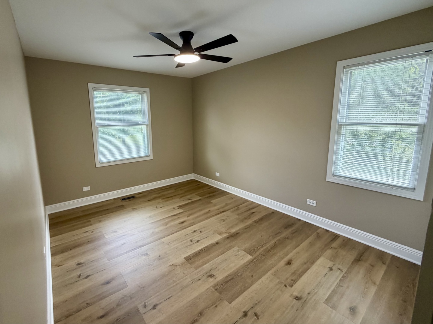 0n421 Winfield Scott Drive Property Photo 35