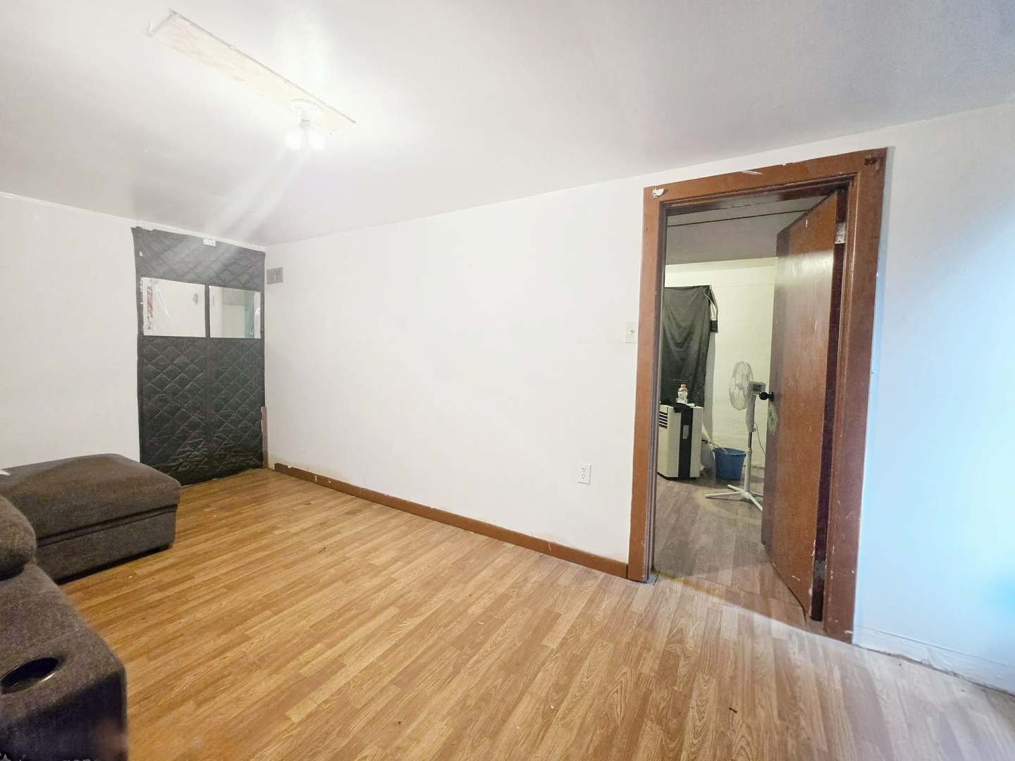 2505 W 45th Street Property Photo 11