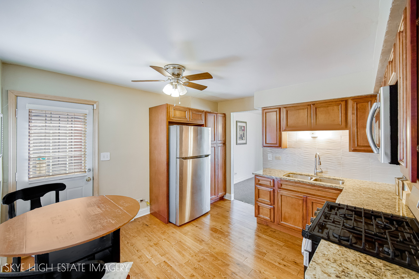 2816 Tennyson Place Property Photo 4