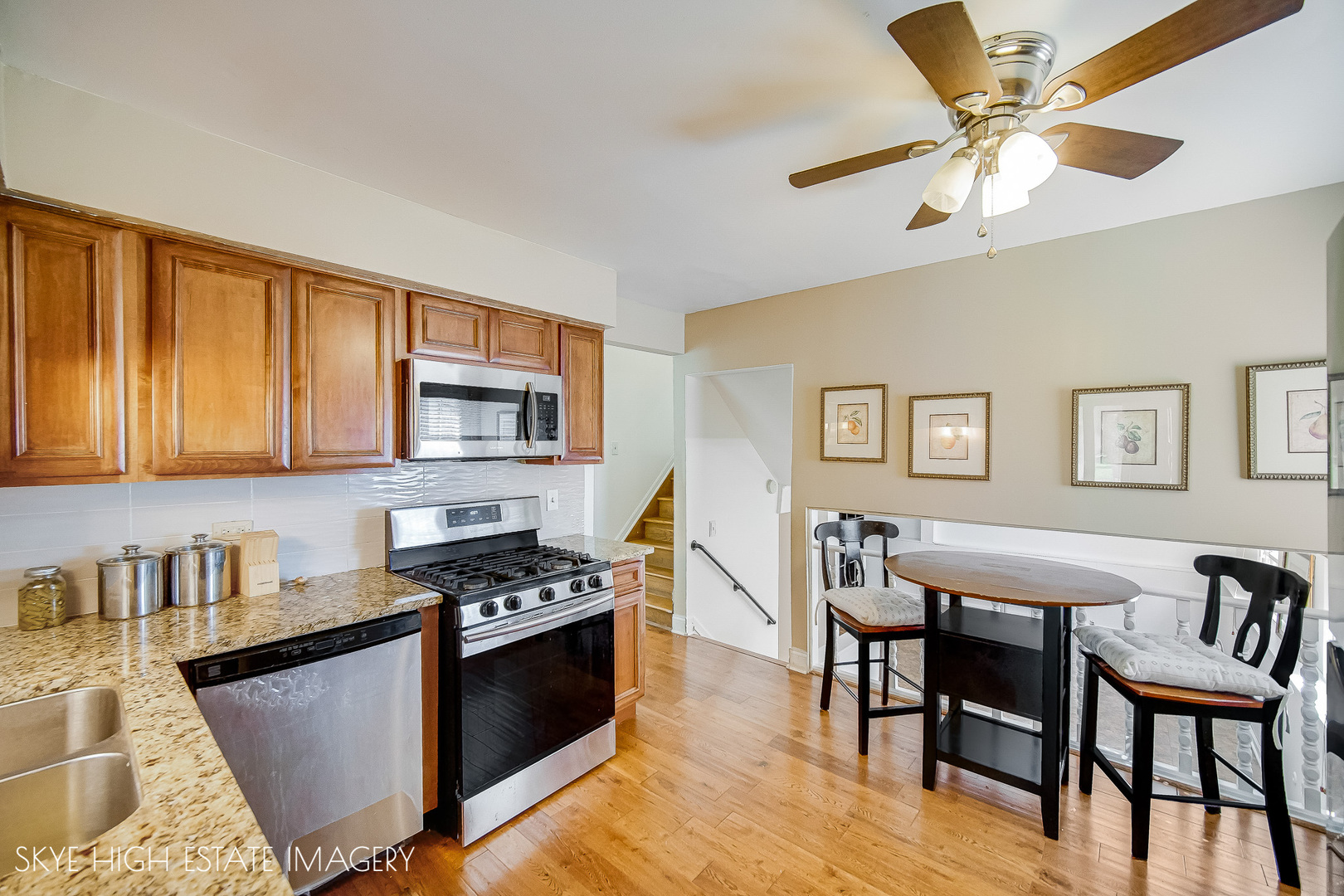 2816 Tennyson Place Property Photo 5