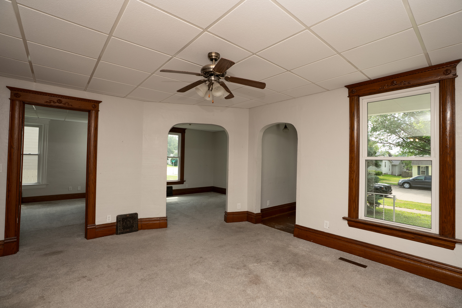 808 6th Street Property Photo 4