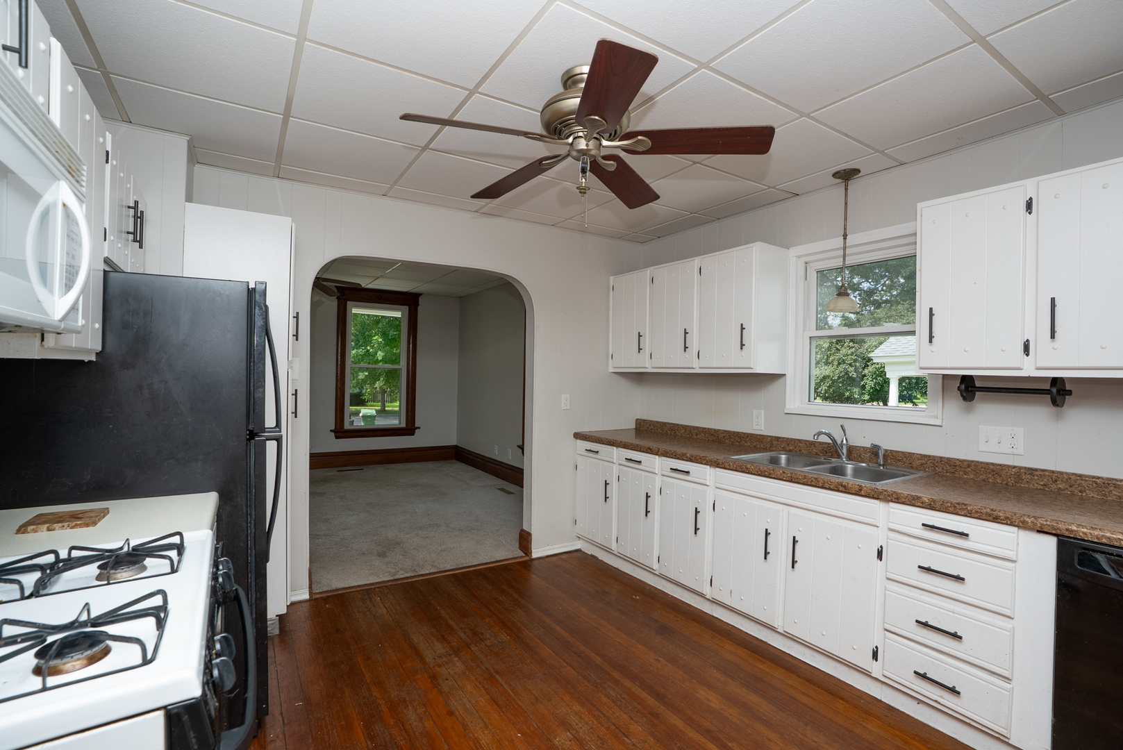 808 6th Street Property Photo 6