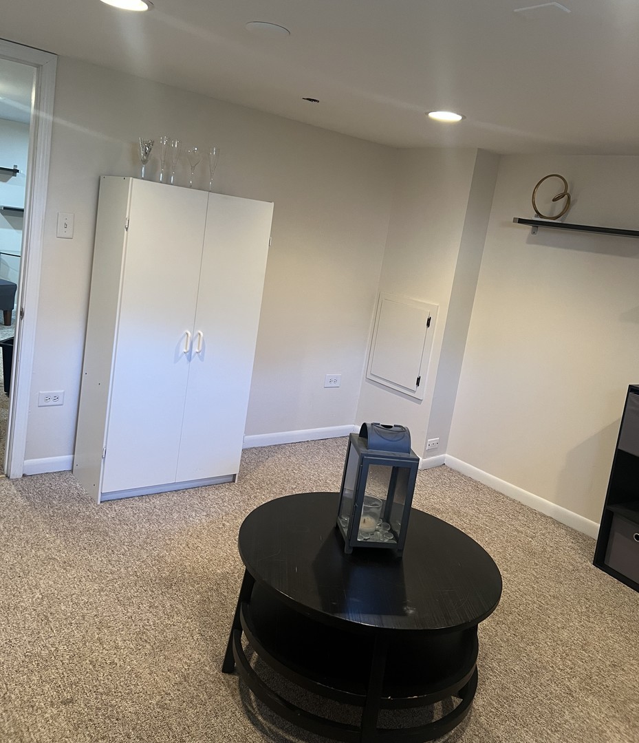 1224 Plainfield Road Property Photo 3