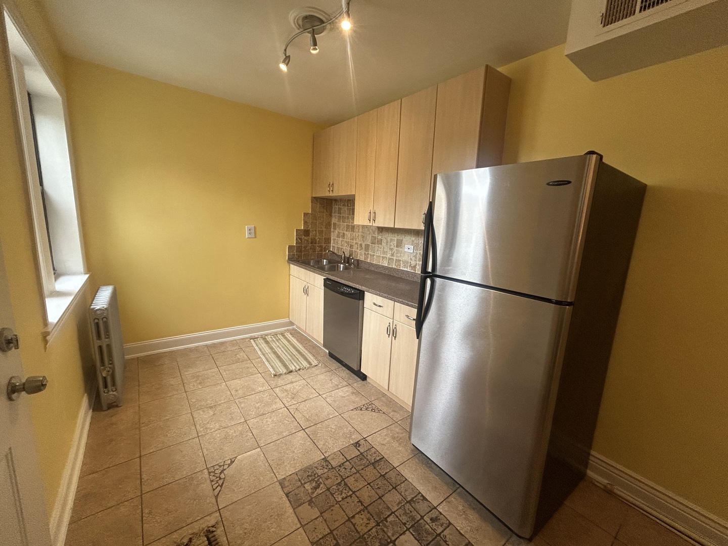4434 W Gunnison Avenue 3 Property Photo 10