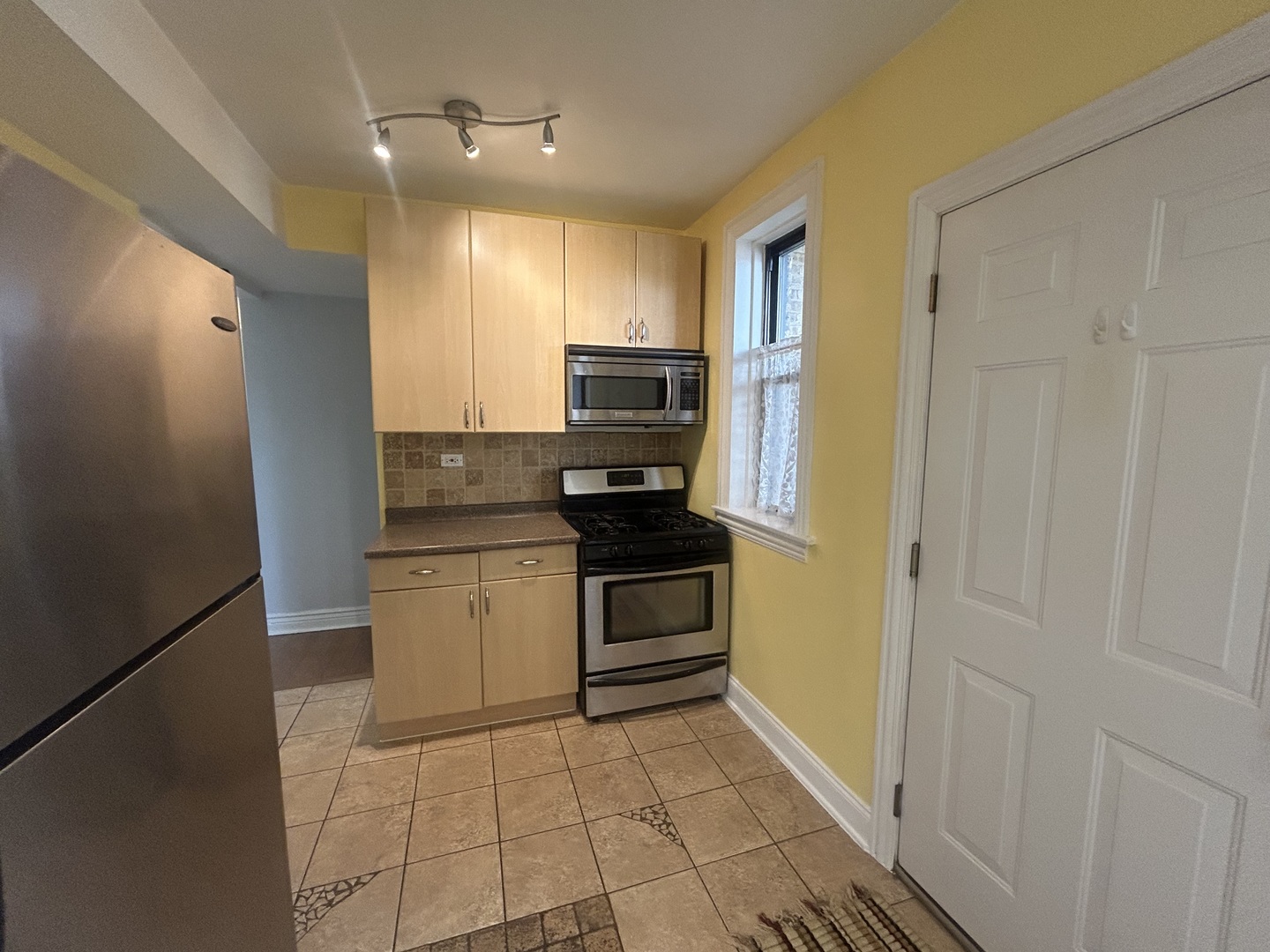 4434 W Gunnison Avenue 3 Property Photo 11