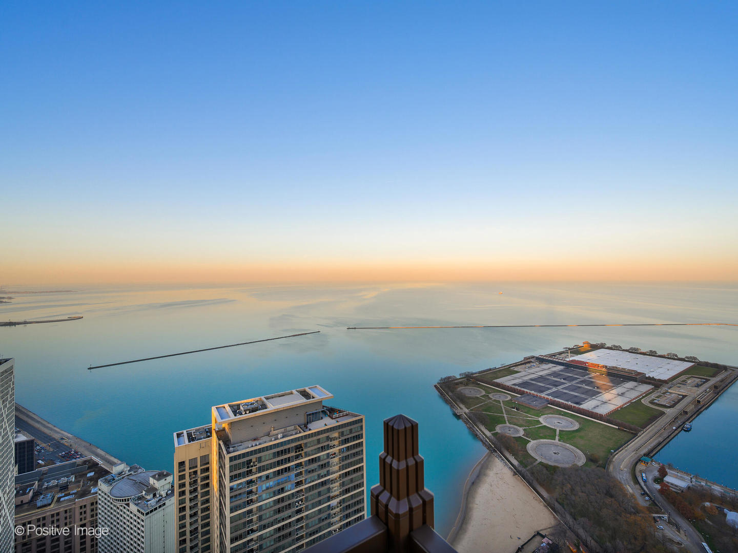 451 E Grand Avenue 6012 Property Photo 27
