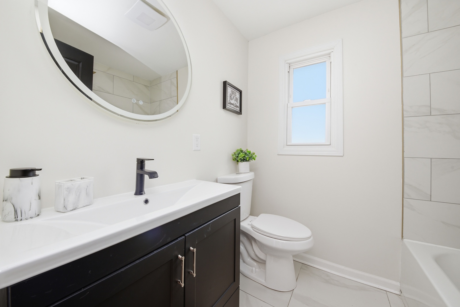 11603 S Loomis Street Property Photo 16