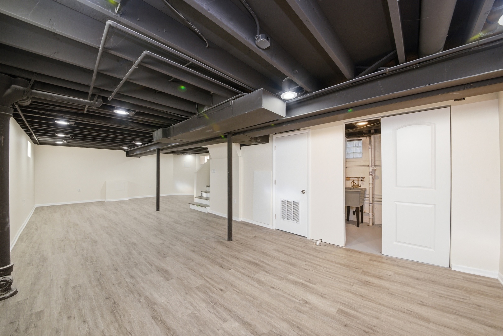 11603 S Loomis Street Property Photo 18