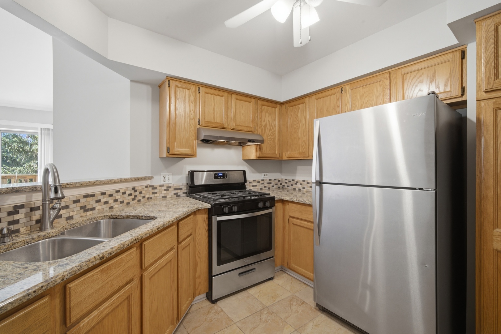 1911 N Silver Lake Road Property Photo 14