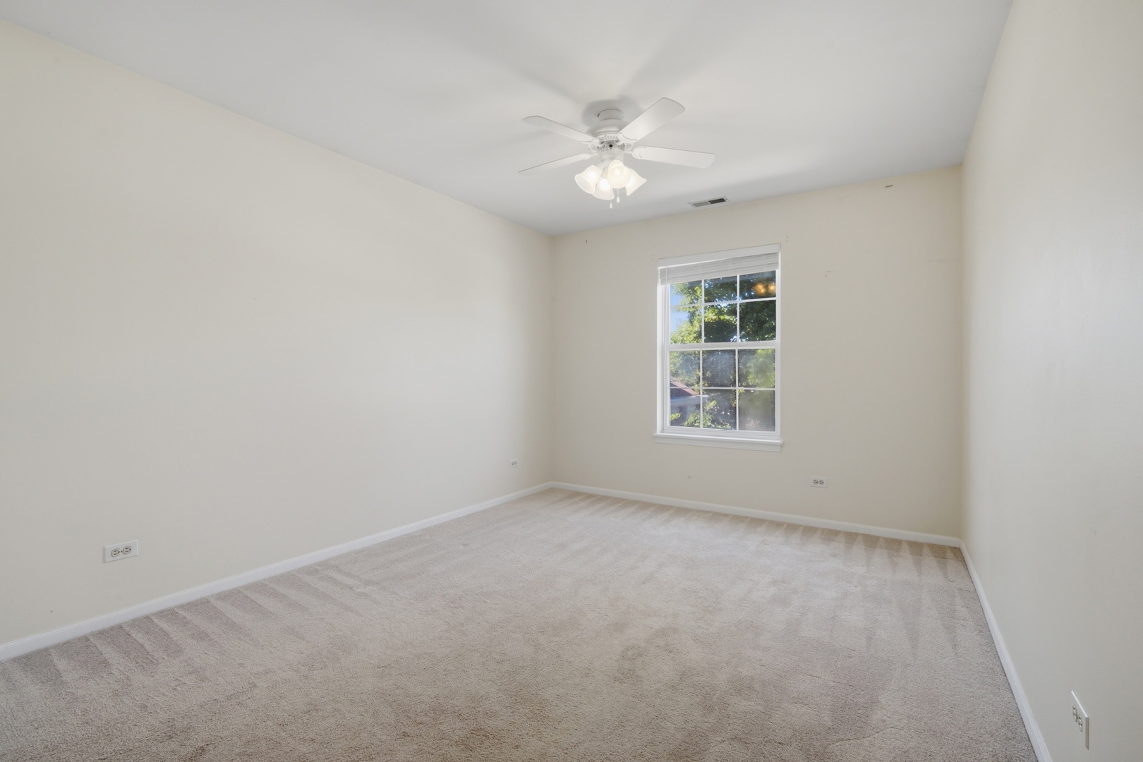 1911 N Silver Lake Road Property Photo 19