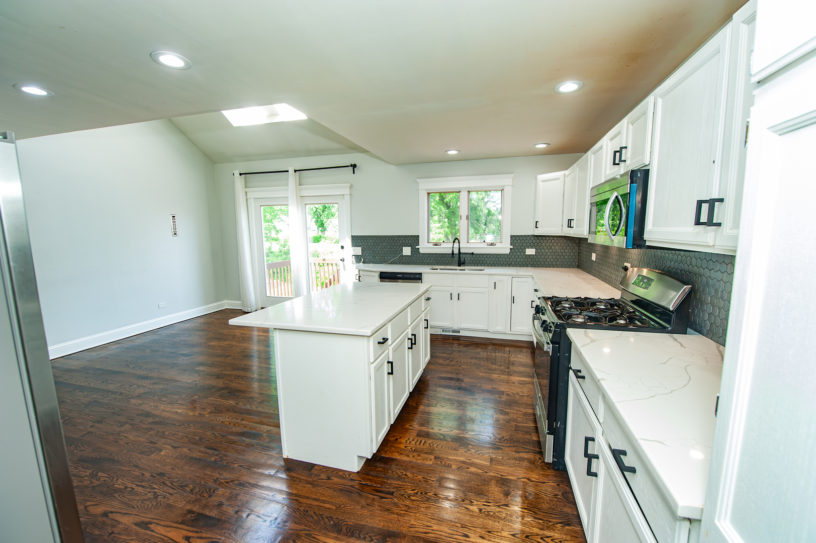 18910 W Orchard Lane Property Photo 13