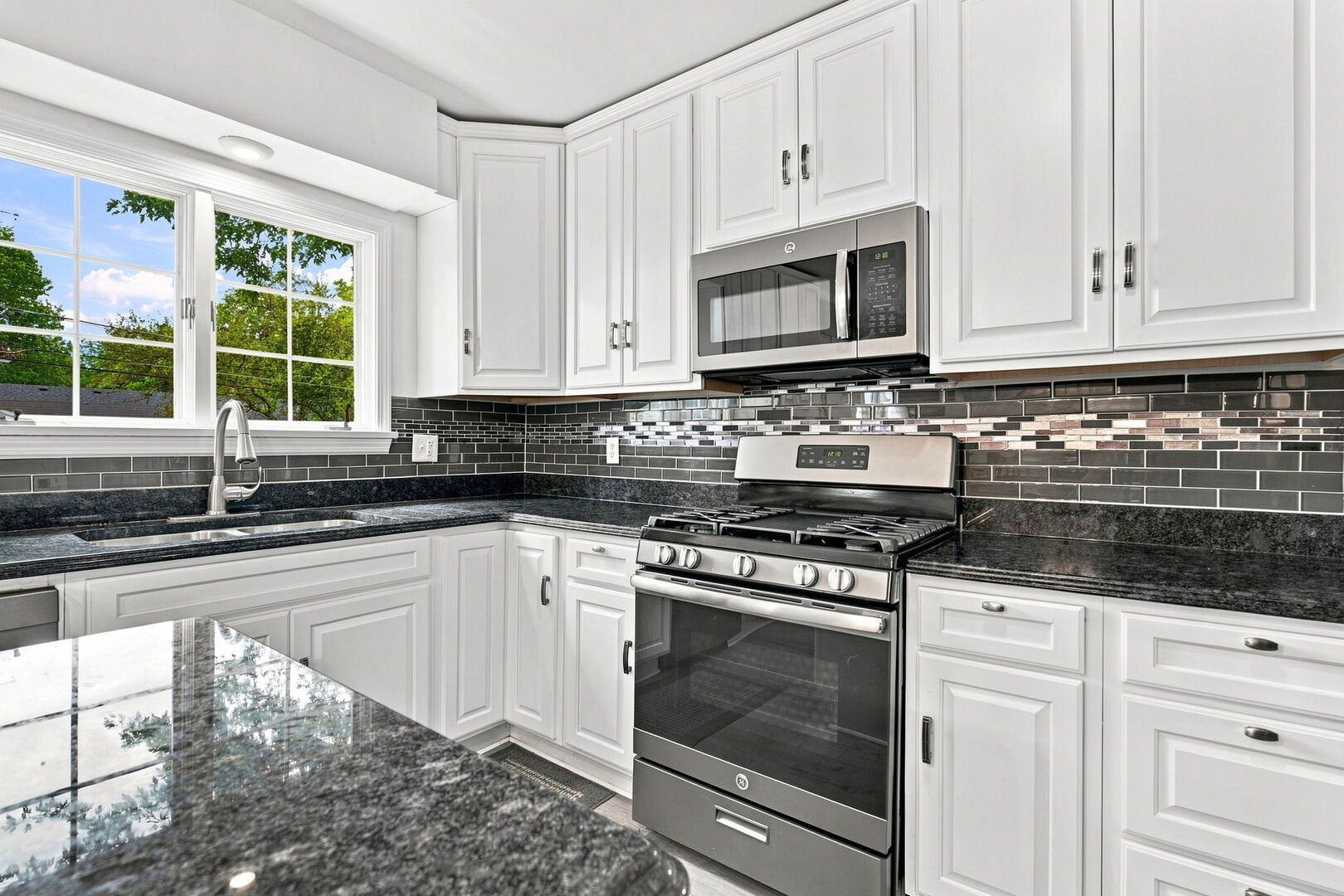 1420 Mason Avenue Property Photo 11
