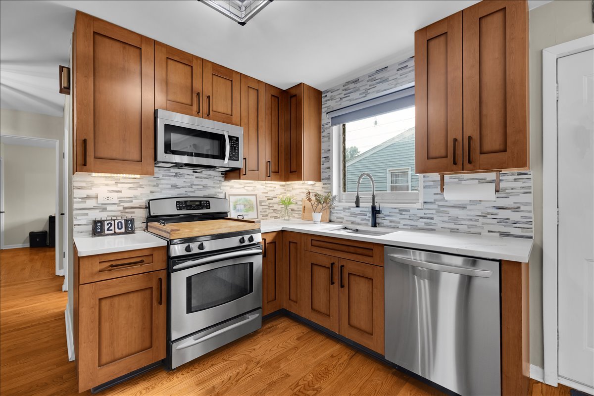 707 S Gables Boulevard Property Photo 12
