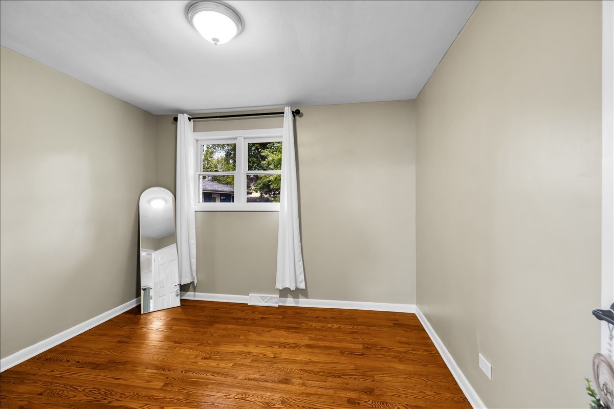 707 S Gables Boulevard Property Photo 16
