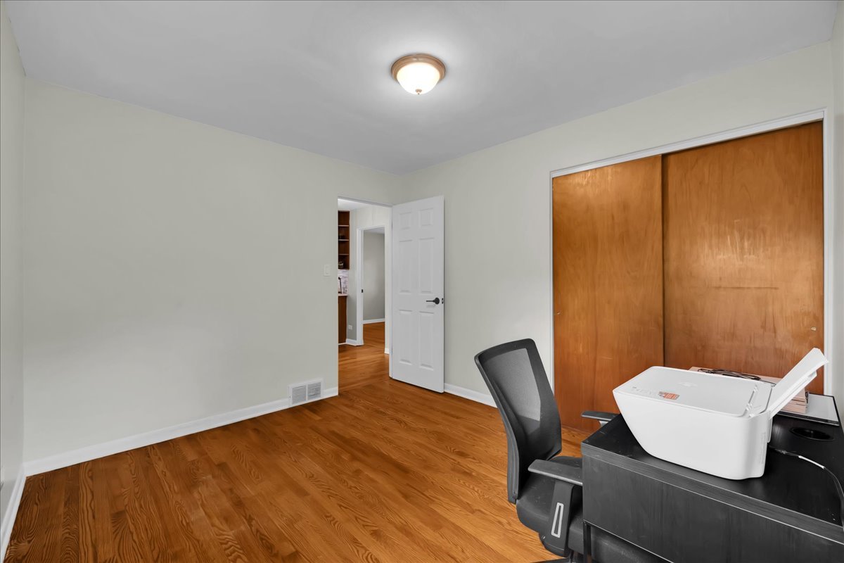 707 S Gables Boulevard Property Photo 21