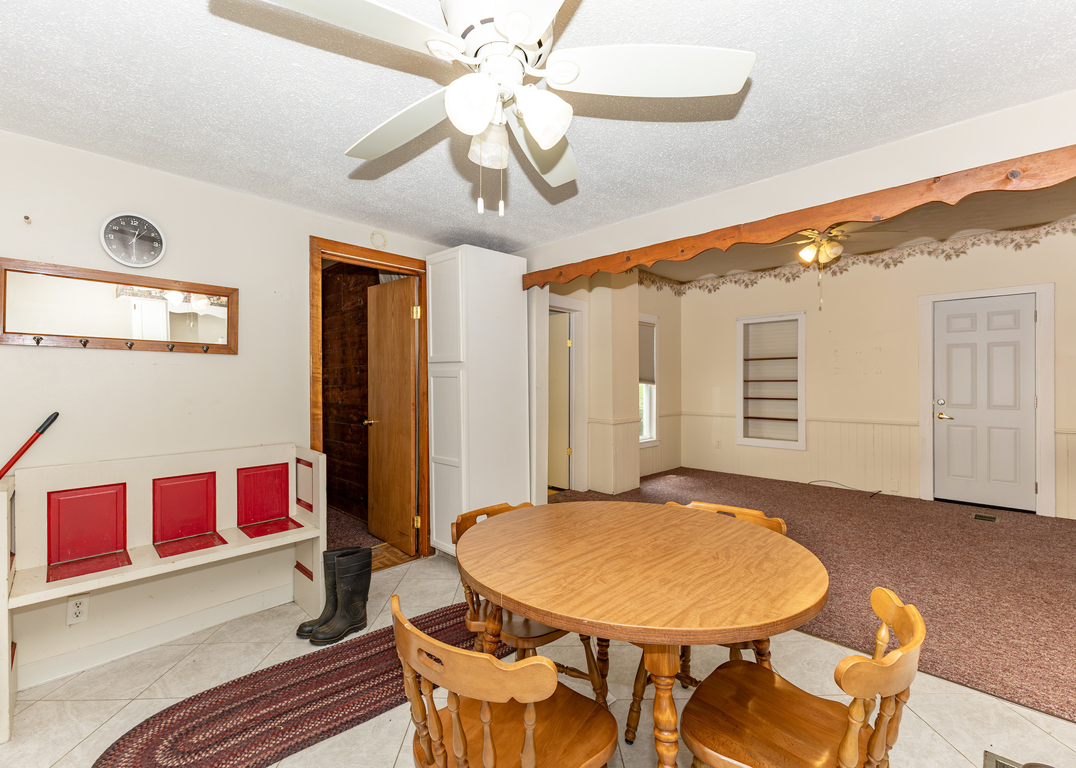 6888 E 1200th Street Property Photo 10