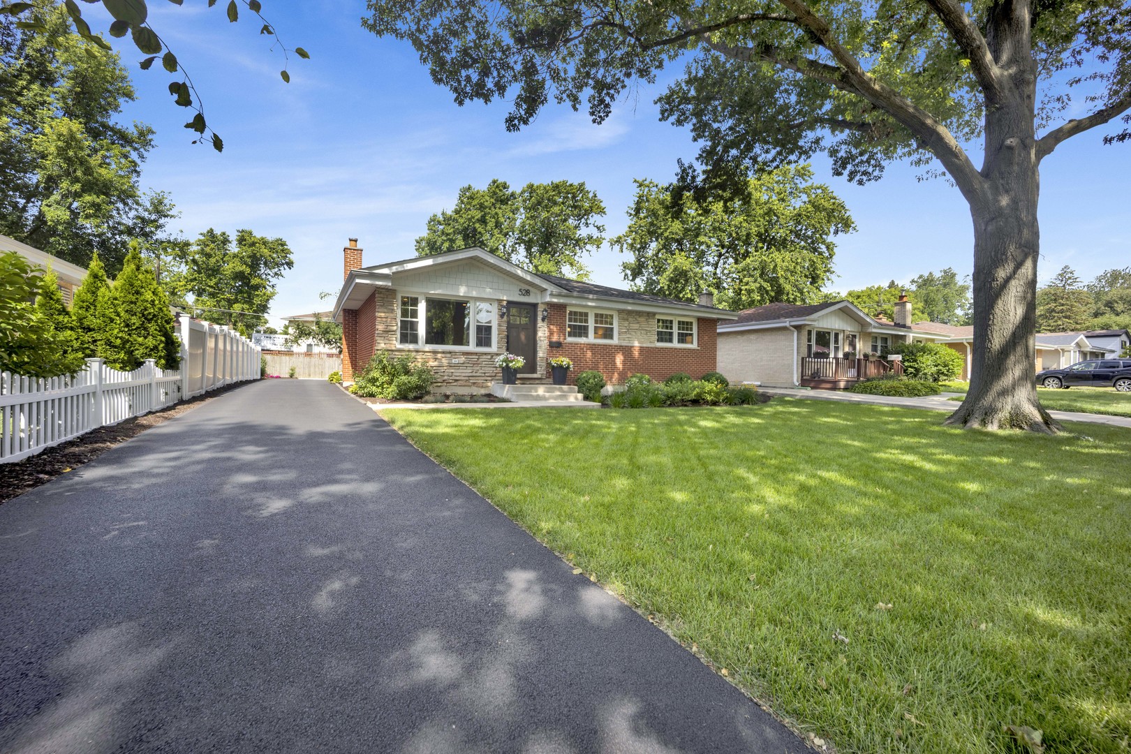 528 Kipling Court Property Photo 2
