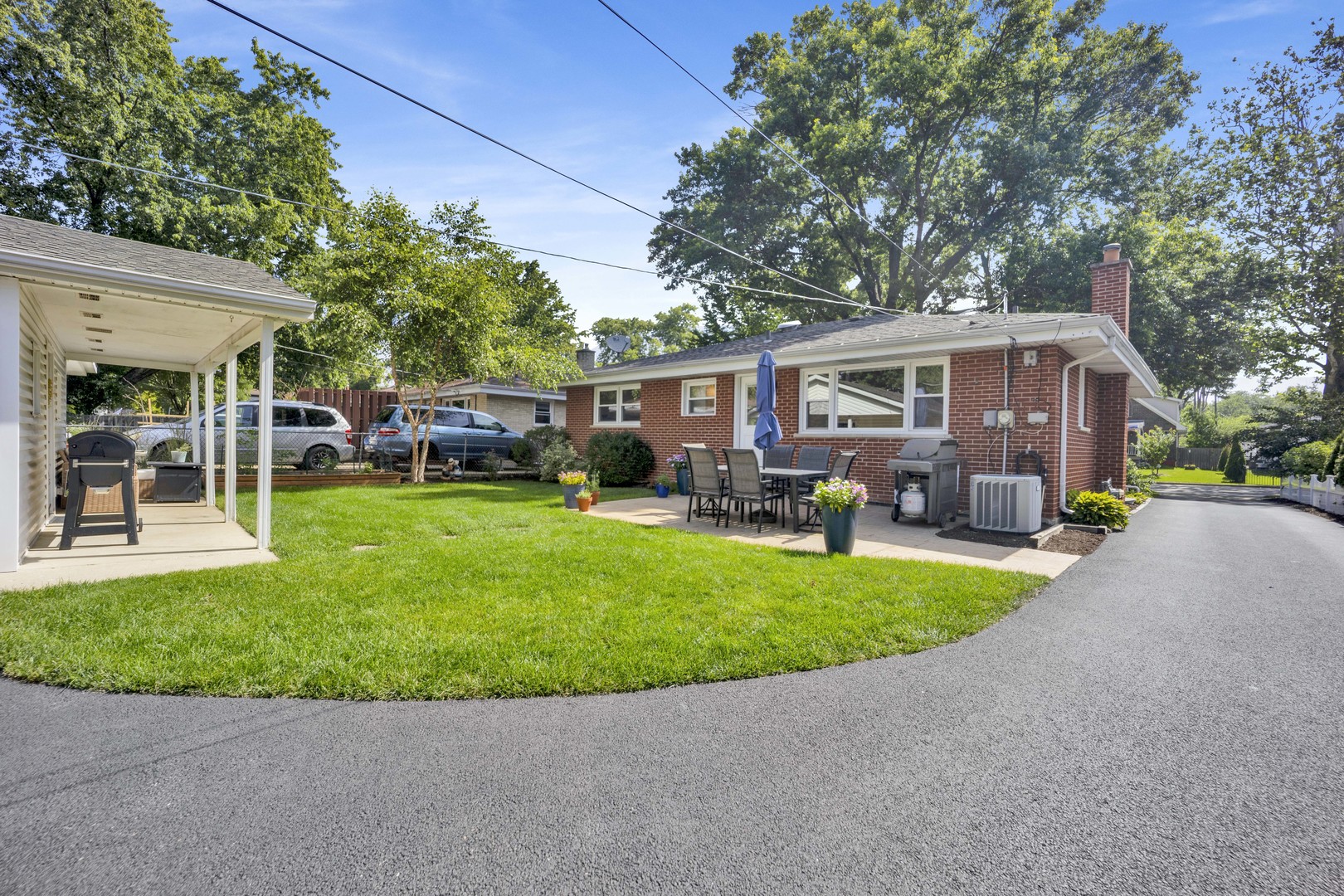 528 Kipling Court Property Photo 34