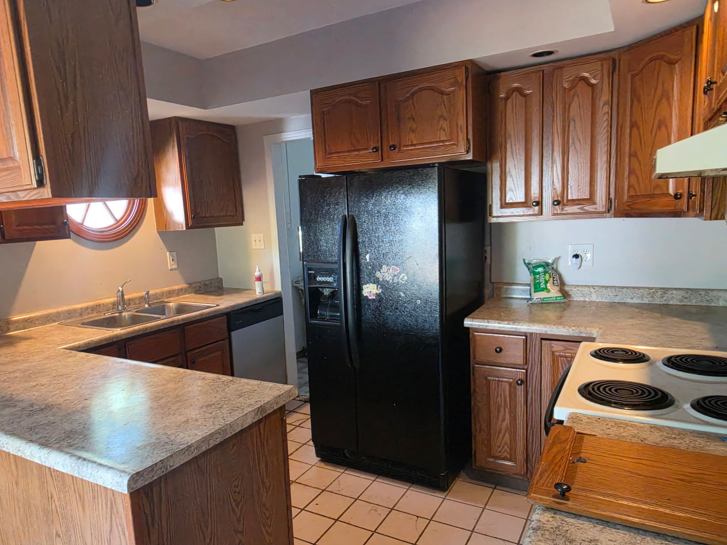 8404 Dorr Road Property Photo 6