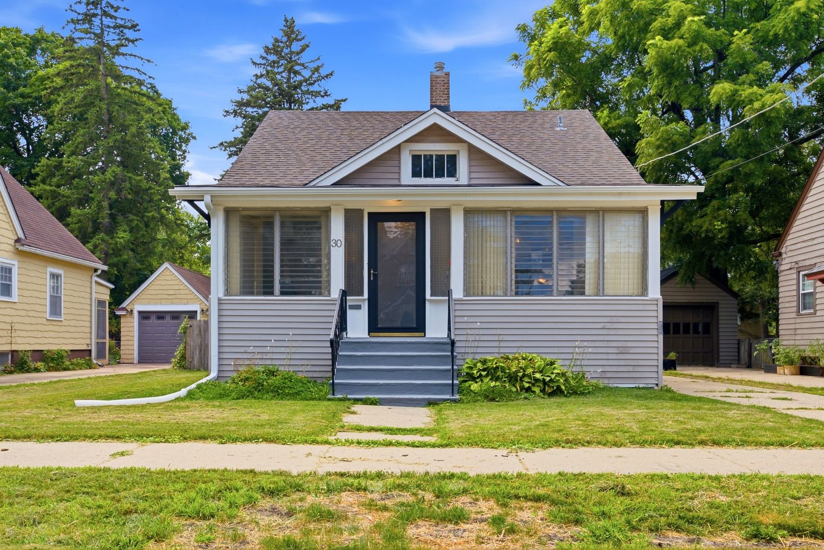30 S Commonwealth Avenue Property Photo 1