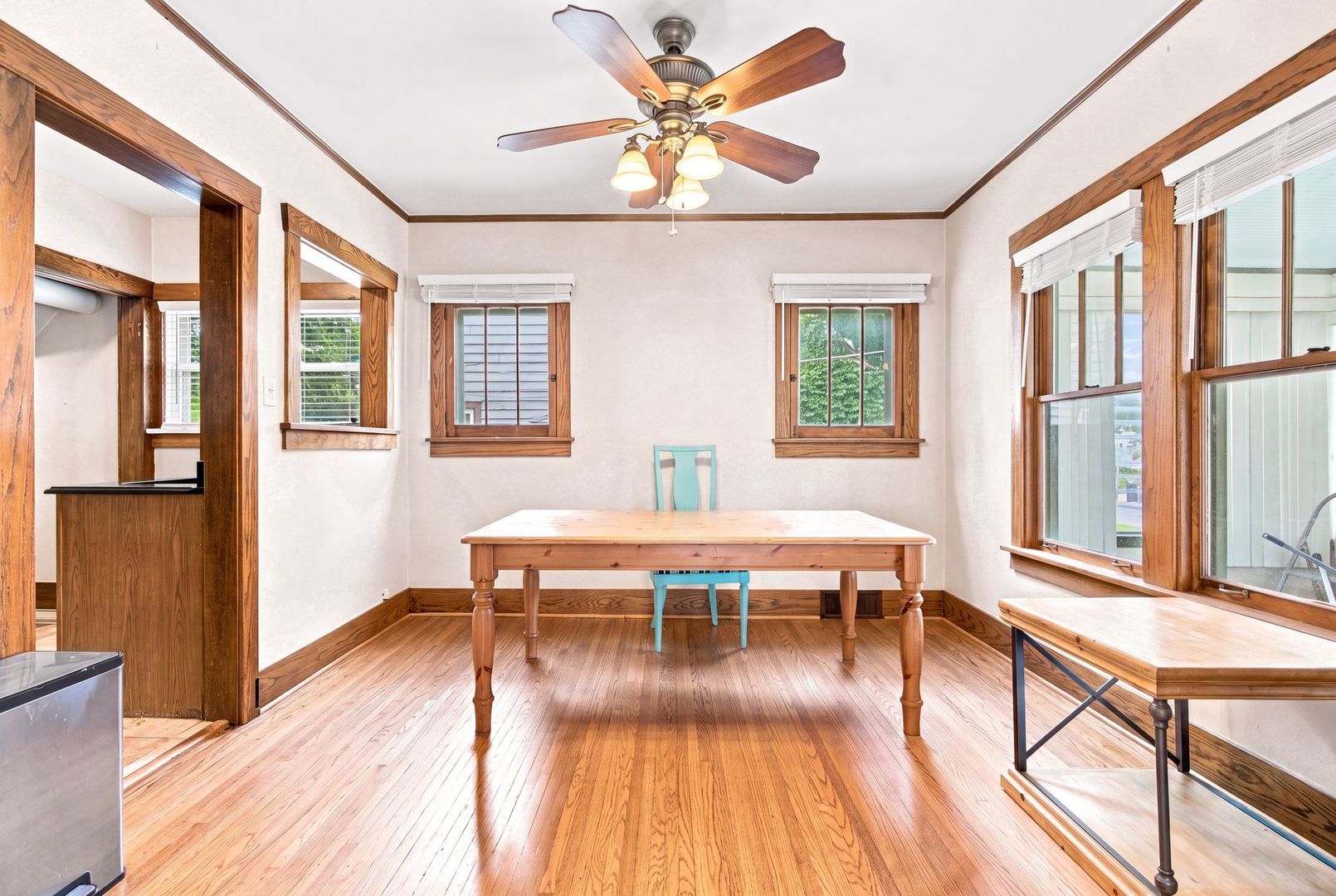 30 S Commonwealth Avenue Property Photo 6