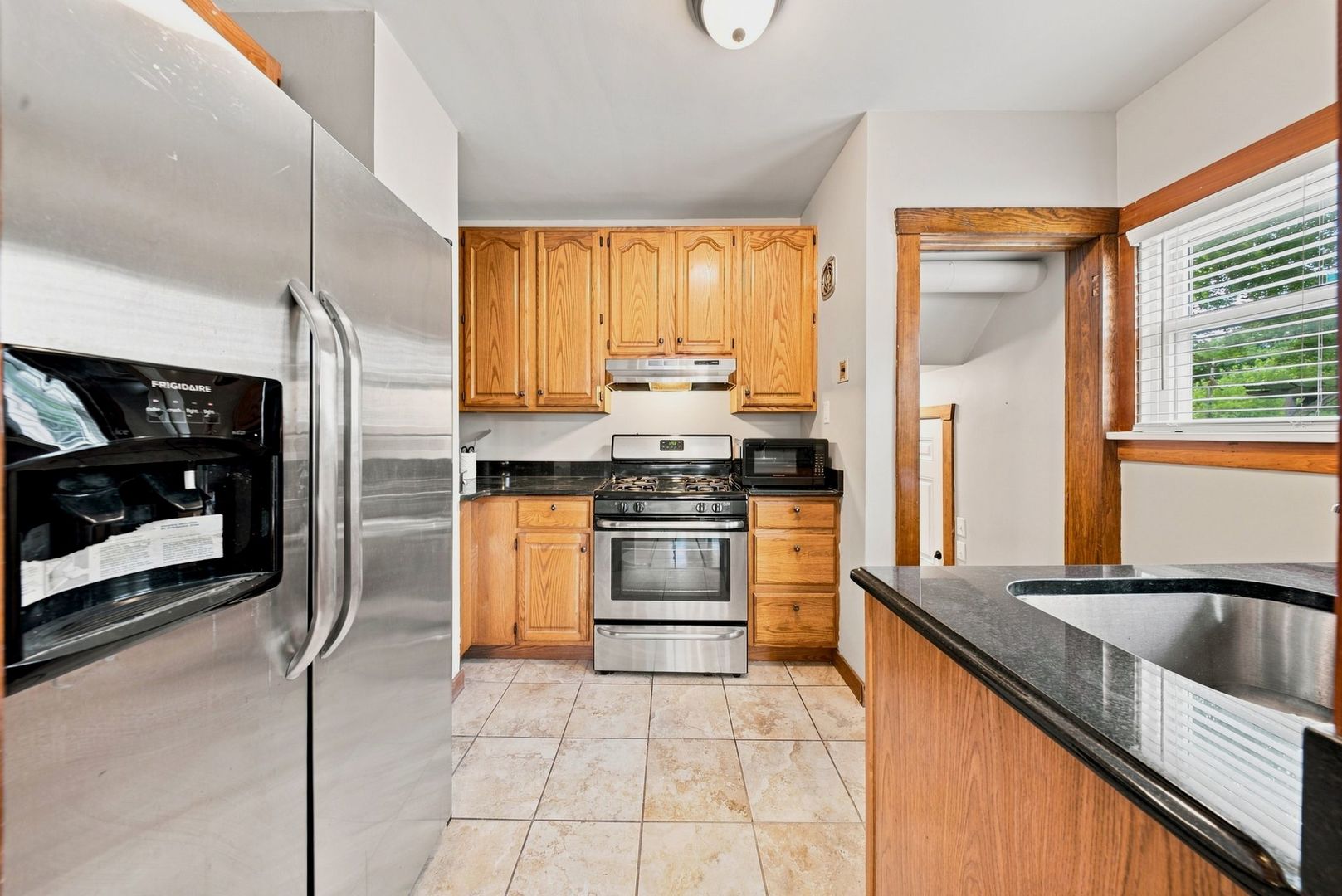 30 S Commonwealth Avenue Property Photo 10