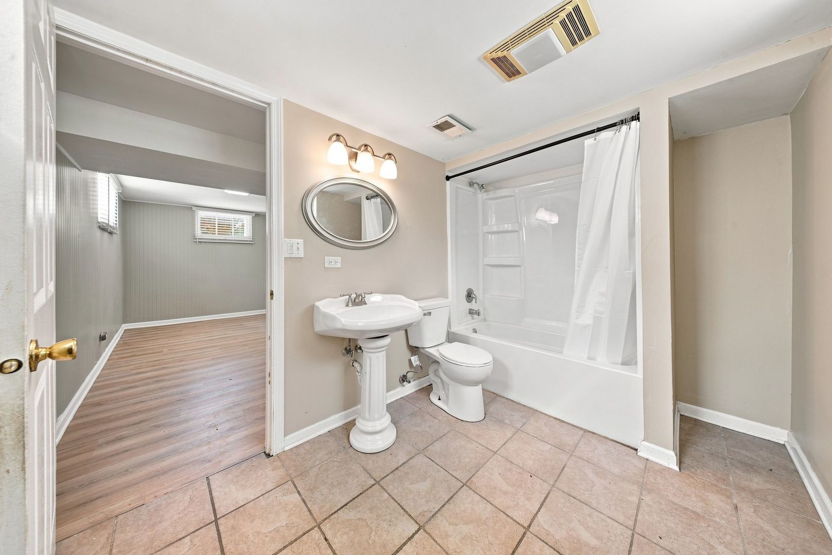 30 S Commonwealth Avenue Property Photo 18