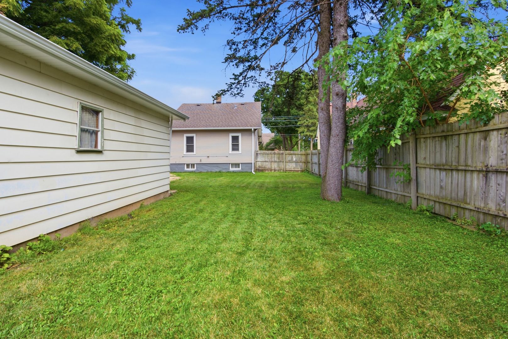 30 S Commonwealth Avenue Property Photo 24