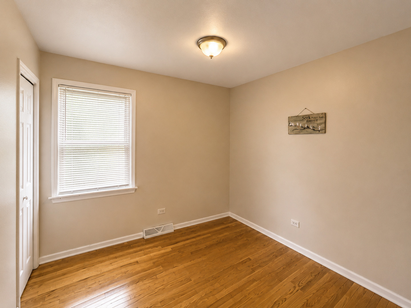 8124 S Wabash Avenue Property Photo 8