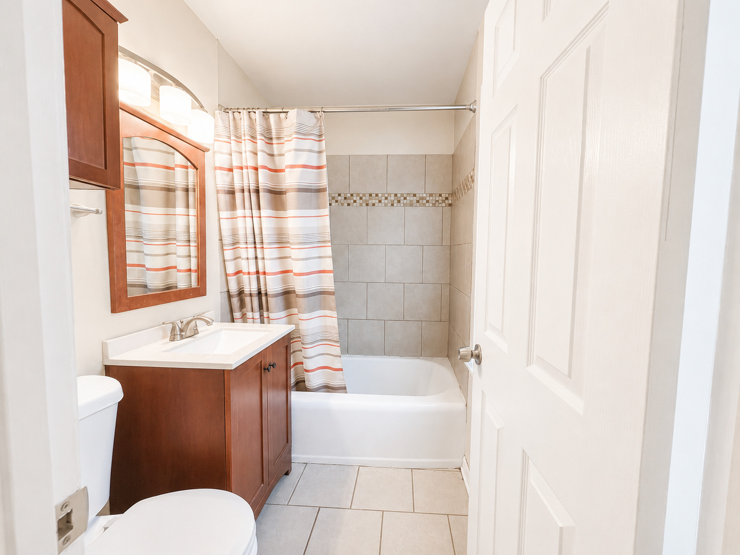 8124 S Wabash Avenue Property Photo 9