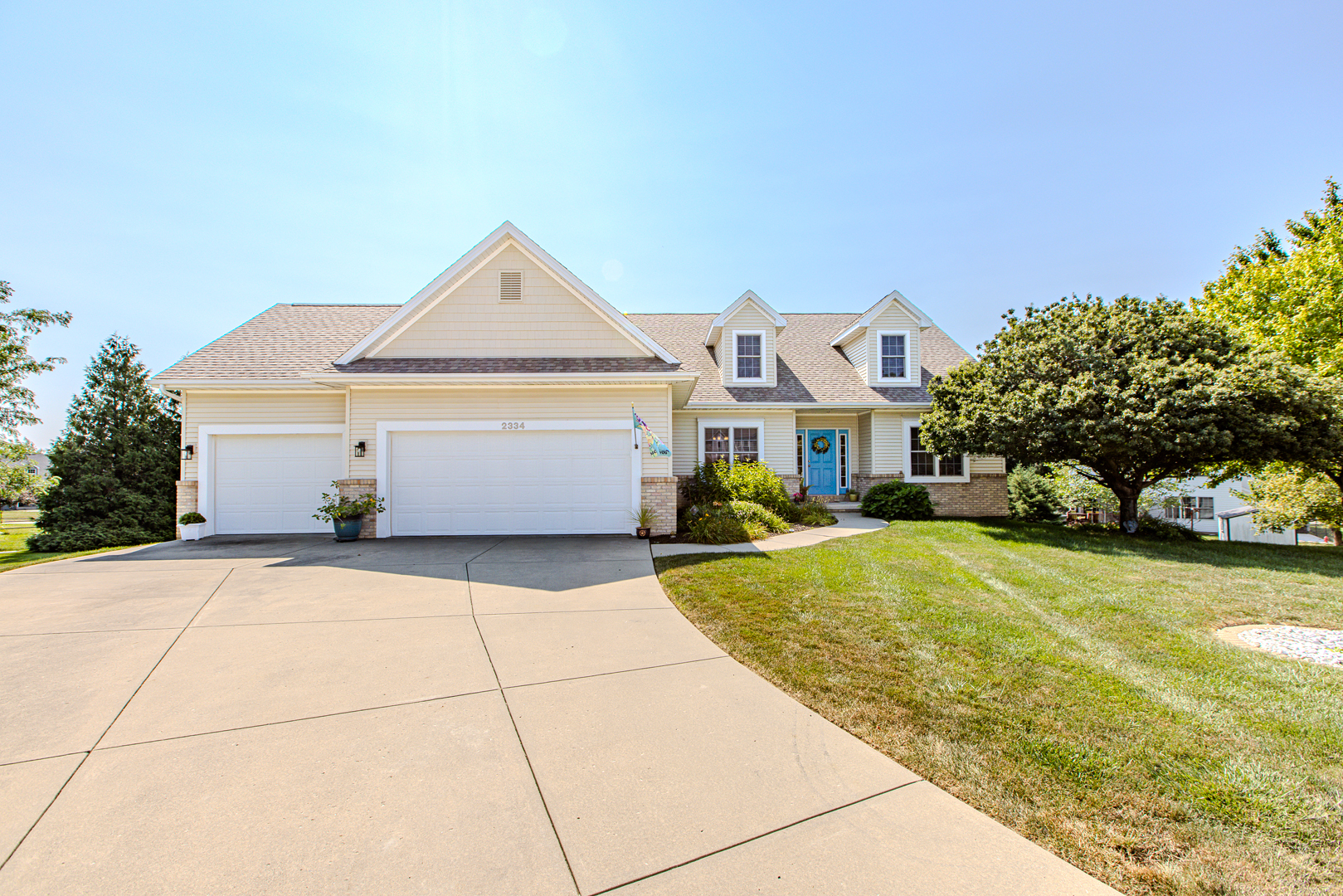 2334 Cascade Court Property Photo