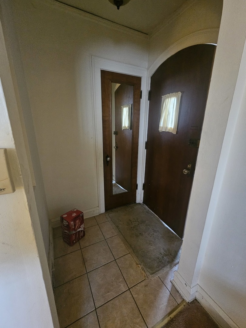 10401 S Forest Avenue Property Photo 5