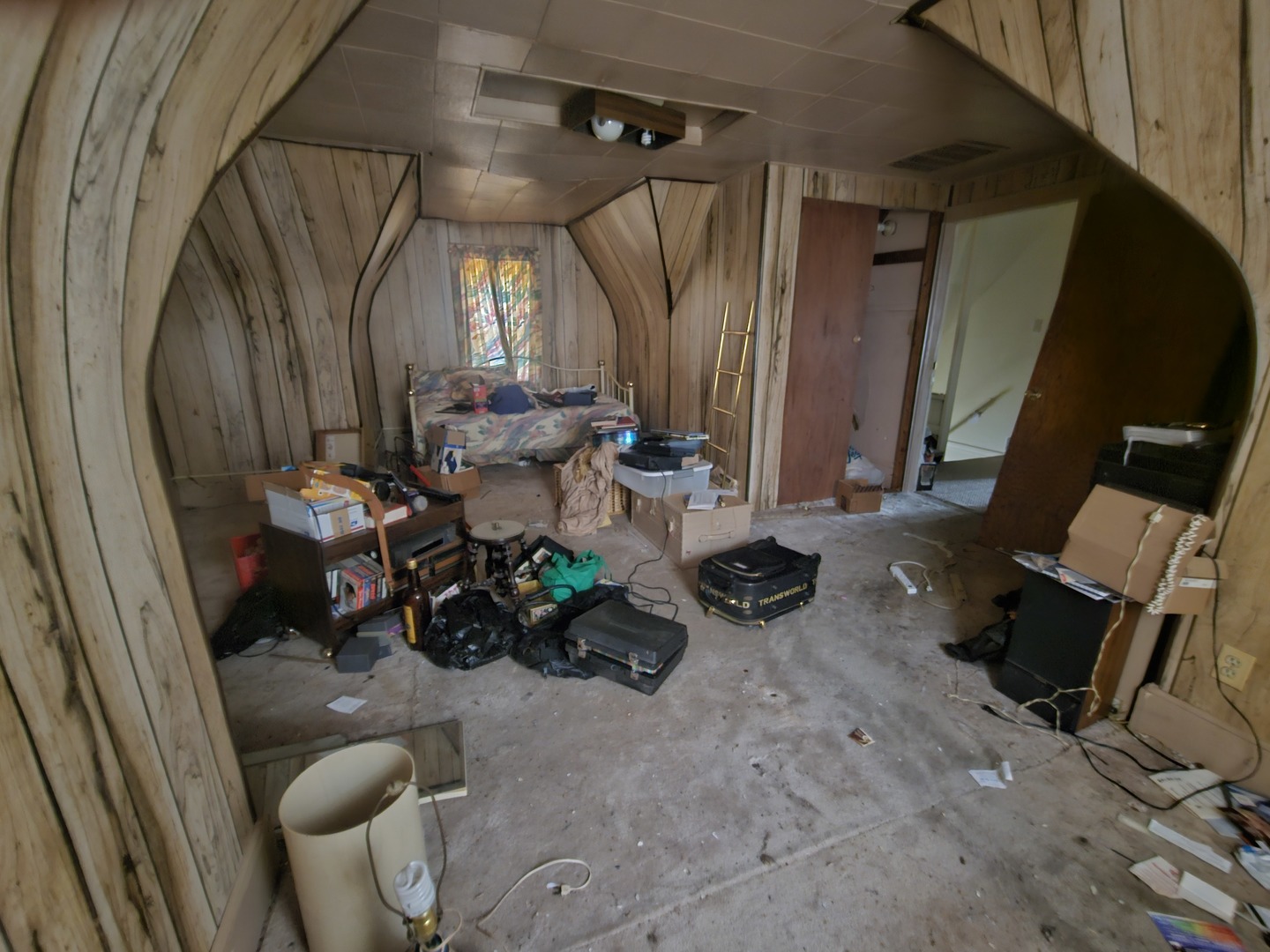 10401 S Forest Avenue Property Photo 16