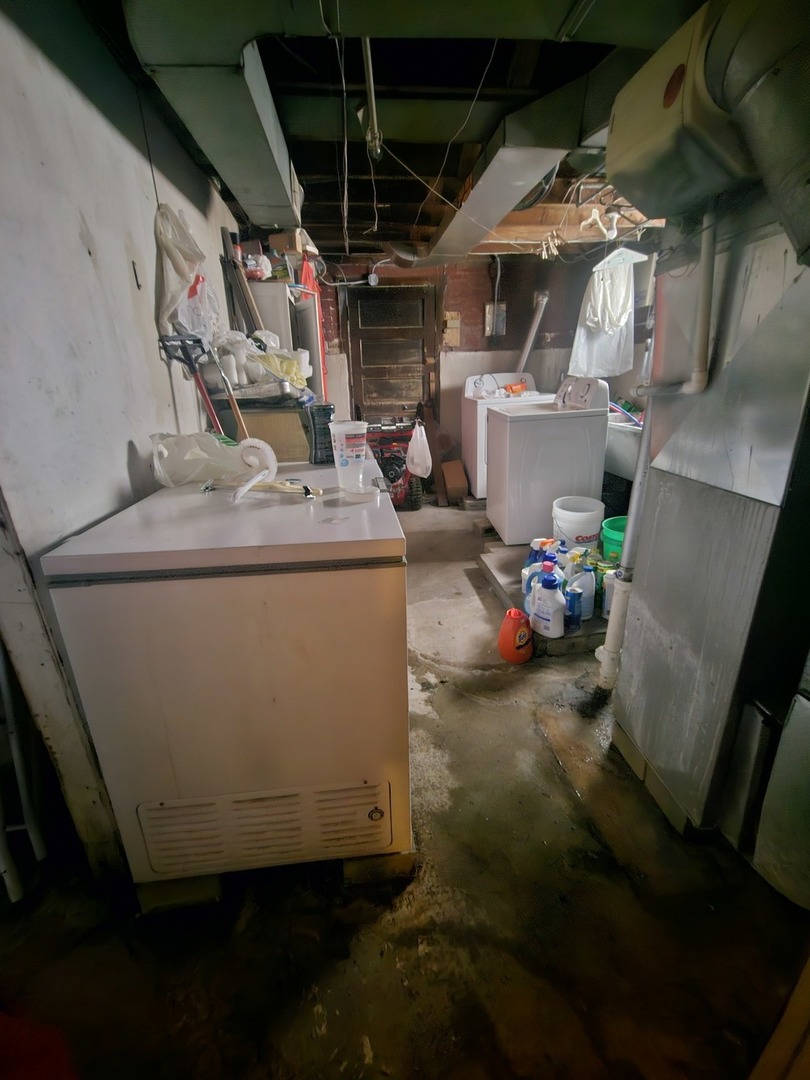 10401 S Forest Avenue Property Photo 21