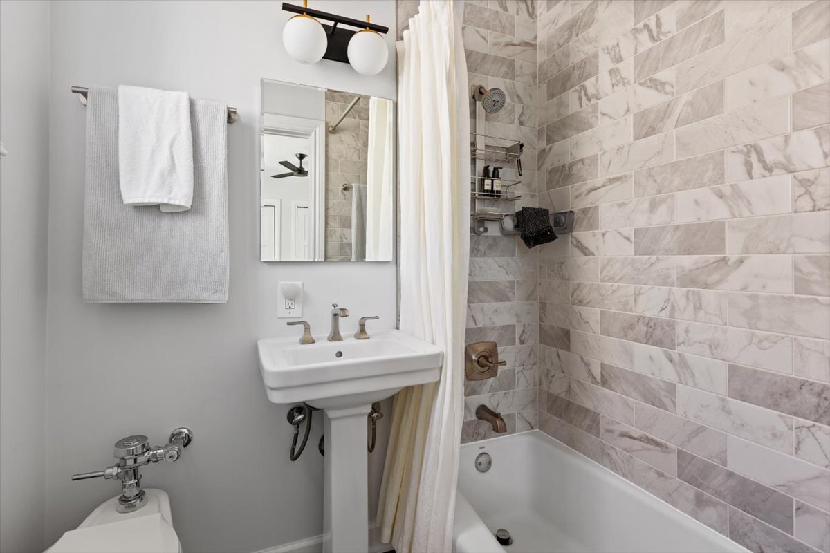 609 W Stratford Place 7c Property Photo 17