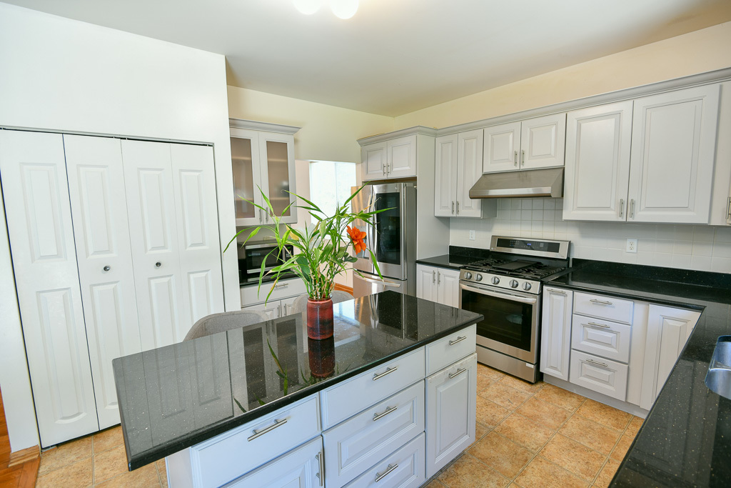6112 115th Avenue Property Photo 6