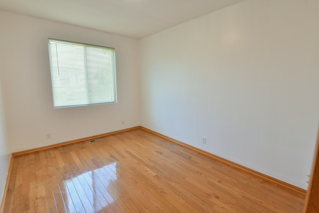 6112 115th Avenue Property Photo 9